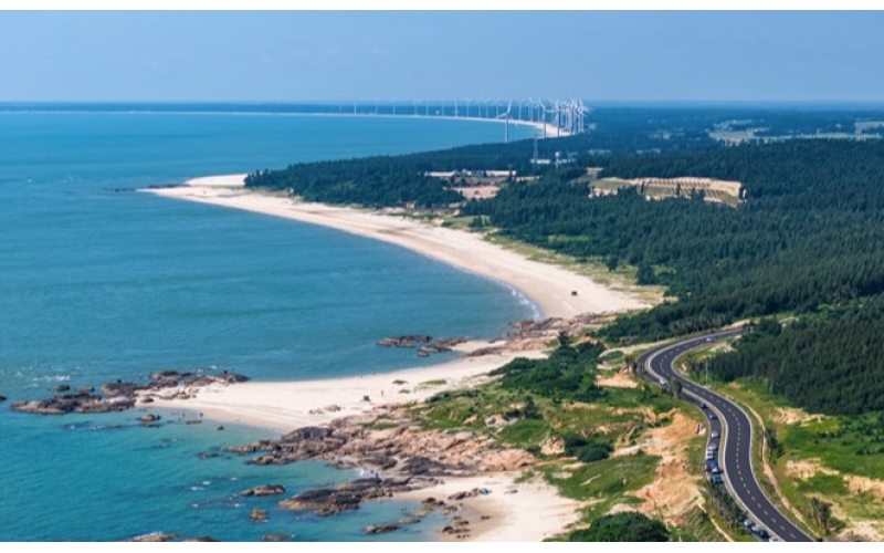 海南环岛旅游公路开通，联通12个滨海市县31家景区